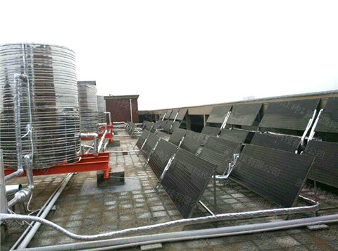 鄭州龍門實驗學校——32噸異聚态熱水工程
